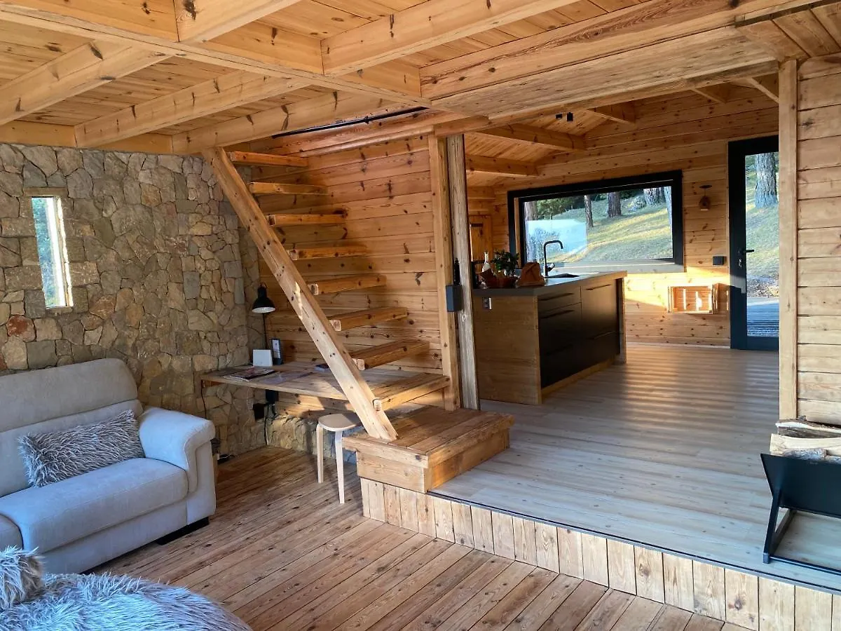 El Refugi Villa Castellar del Riu 0*,